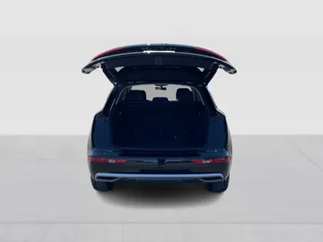 2019 Audi Q5 - image 12