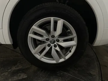 2019 Audi Q5 - image 6