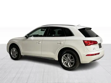 2019 Audi Q5 - image 10