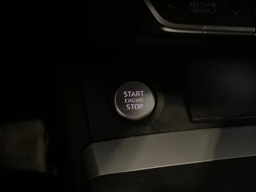2020 Audi Q5 - image 22