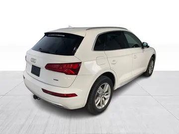 2020 Audi Q5 - image 8