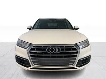 2020 Audi Q5 - image 2