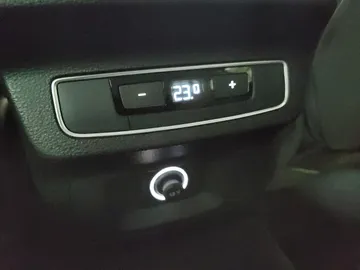 2020 Audi Q5 - image 21