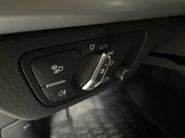 2020 Audi Q5 - image 18
