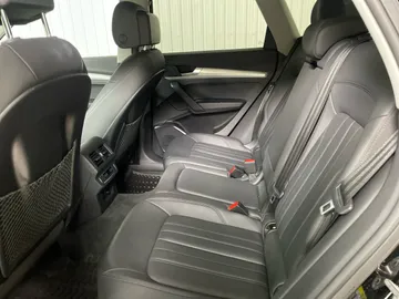 2020 Audi Q5 - image 15