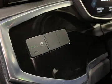 2022 Audi Q3 - image 28