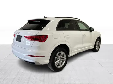 2022 Audi Q3 - image 15