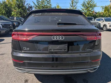 2019 Audi Q8 - image 6
