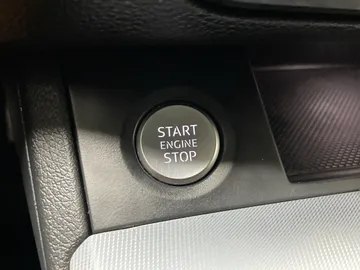 2018 Audi Q5 - image 24