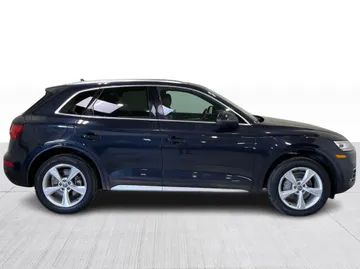 2018 Audi Q5 - image 2