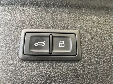 2018 Audi Q5 - image 33