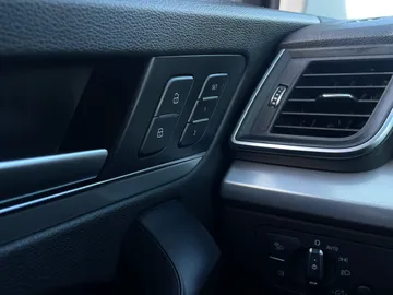 2019 Audi Q5 - image 18
