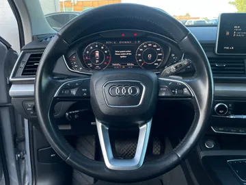 2019 Audi Q5 - image 17