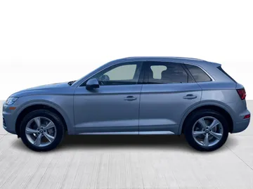 2019 Audi Q5 - image 10