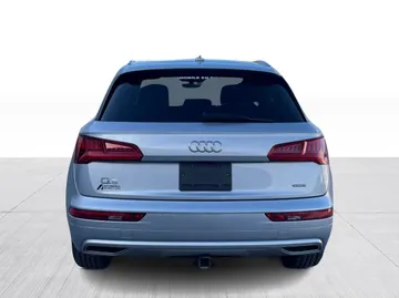 2019 Audi Q5 - image 12