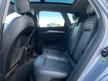 2019 Audi Q5 - image 15