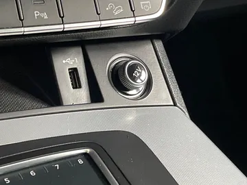 2018 Audi Q5 - image 30