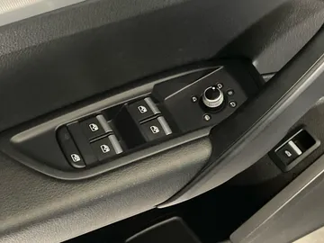 2018 Audi Q5 - image 28