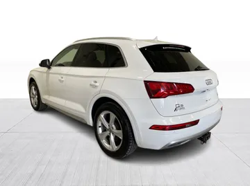 2018 Audi Q5 - image 12