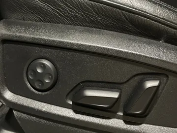 2018 Audi Q5 - image 19