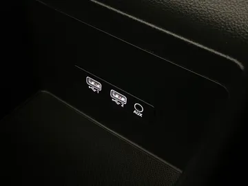 2018 Audi Q5 - image 28