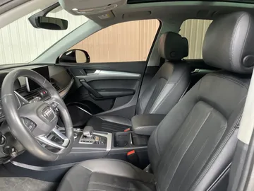 2019 Audi Q5 - image 3