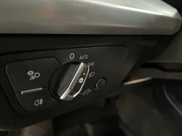 2019 Audi Q5 - image 19