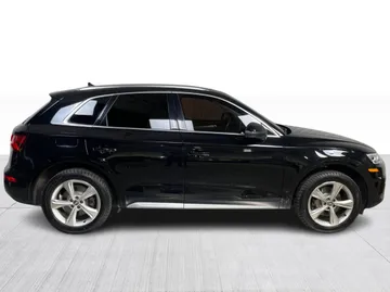 2019 Audi Q5 - image 2
