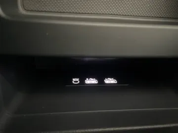 2018 Audi Q5 - image 29