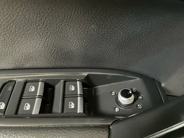 2018 Audi Q5 - image 27