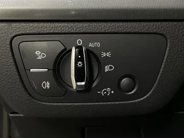 2018 Audi Q5 - image 18