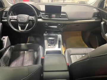 2018 Audi Q5 - image 9