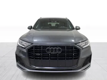 2020 Audi Q7 - image 2