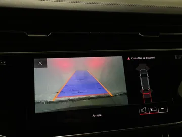 2020 Audi Q7 - image 23