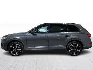 2020 Audi Q7 - image 4