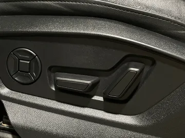 2021 Audi Q7 - image 20
