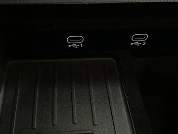 2022 Audi Q7 - image 30