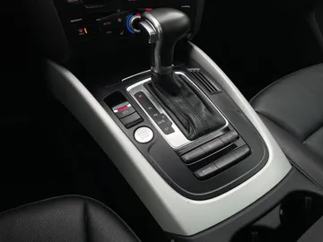 2017 Audi Q5 - image 25