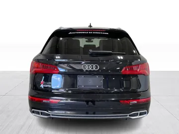 2020 Audi SQ5 - image 13
