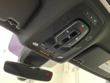 2020 Audi SQ5 - image 17