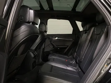 2019 Audi SQ5 - image 15