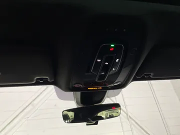 2019 Audi SQ5 - image 16