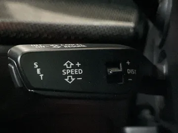 2019 Audi SQ5 - image 28