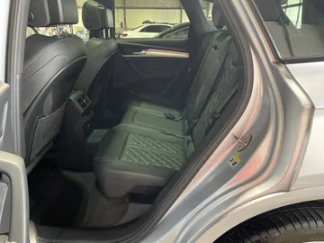 2021 Audi SQ5 - image 16