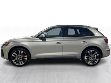 2021 Audi SQ5 - image 11