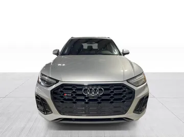 2021 Audi SQ5 - image 9
