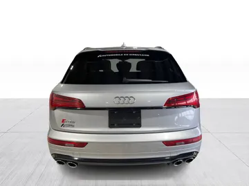 2021 Audi SQ5 - image 13