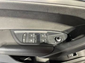 2021 Audi SQ5 - image 25