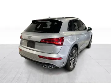 2021 Audi SQ5 - image 15