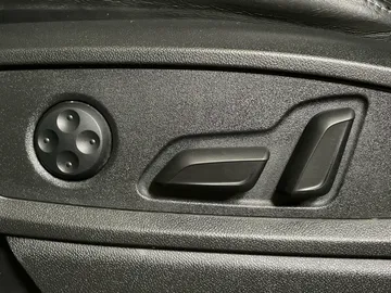 2022 Audi SQ5 - image 21